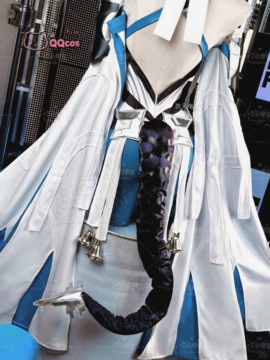 Last Rite cosplay kostuumspel  - Anime Cosplay Series recensie en prijs